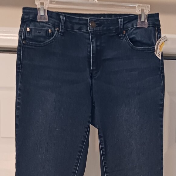 #210 2/$15 - Tractr Blue Jeans Size 6 - Picture 3 of 6